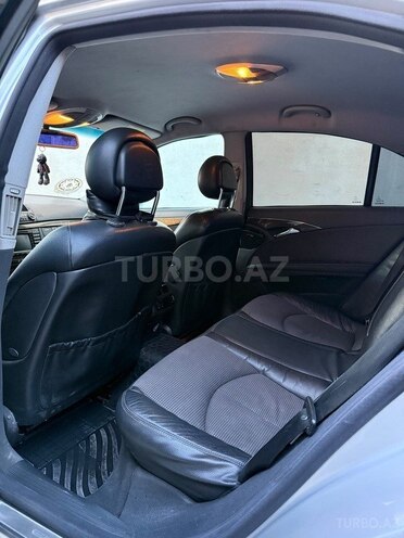 Mercedes E 270-5