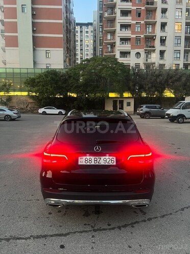 Mercedes GLC 300-6