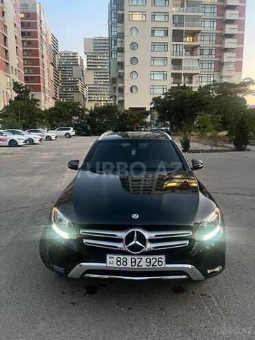 Mercedes GLC 300-2