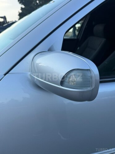 Mercedes E 240-12
