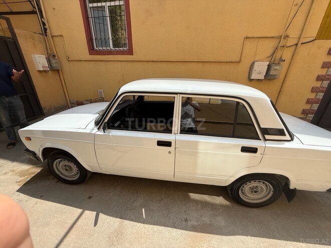 LADA (VAZ) 2107-4