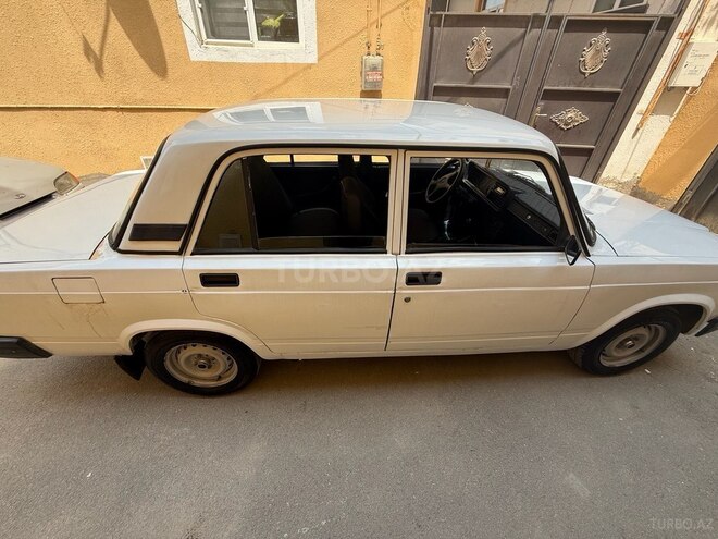 LADA (VAZ) 2107-3