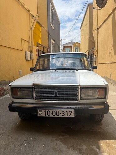 LADA (VAZ) 2107-1