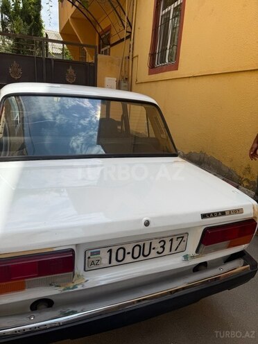 LADA (VAZ) 2107-2
