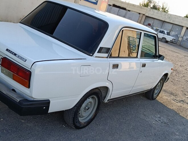 LADA (VAZ) 2107-14