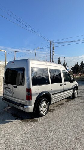 Ford Tourneo Connect-4