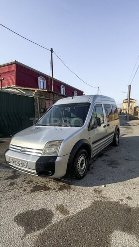 Ford Tourneo Connect-1