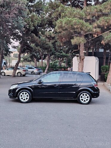 Opel Astra-2