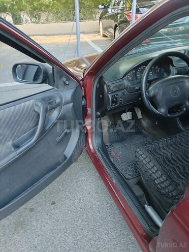 Opel Astra-12