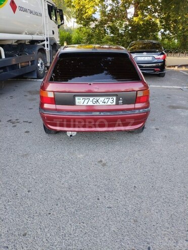 Opel Astra-11