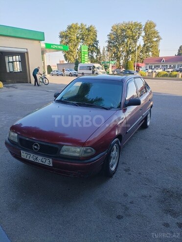 Opel Astra-7