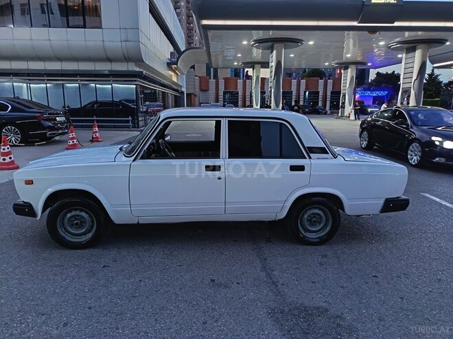 LADA (VAZ) 2107-4