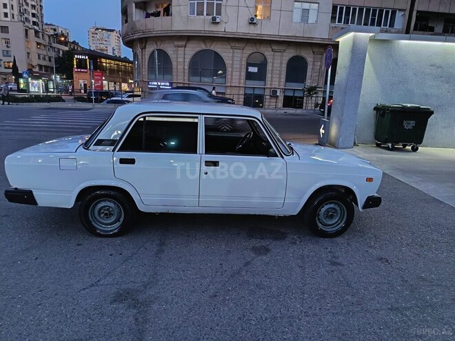 LADA (VAZ) 2107-10