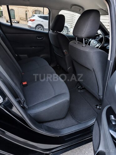 Nissan Leaf-7