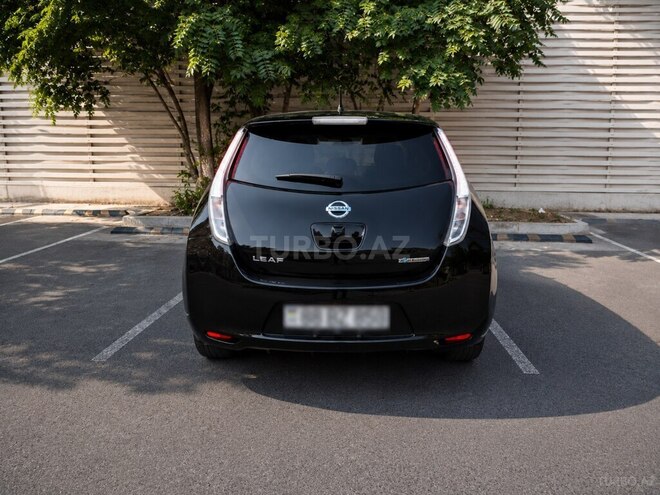 Nissan Leaf-4