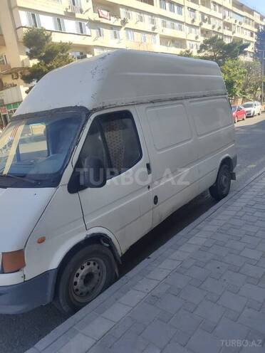 Ford Transit-2