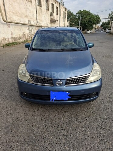Nissan Tiida-1