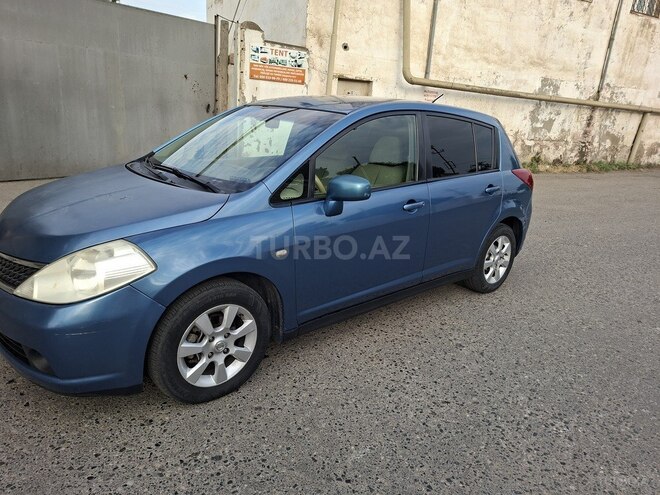 Nissan Tiida-3