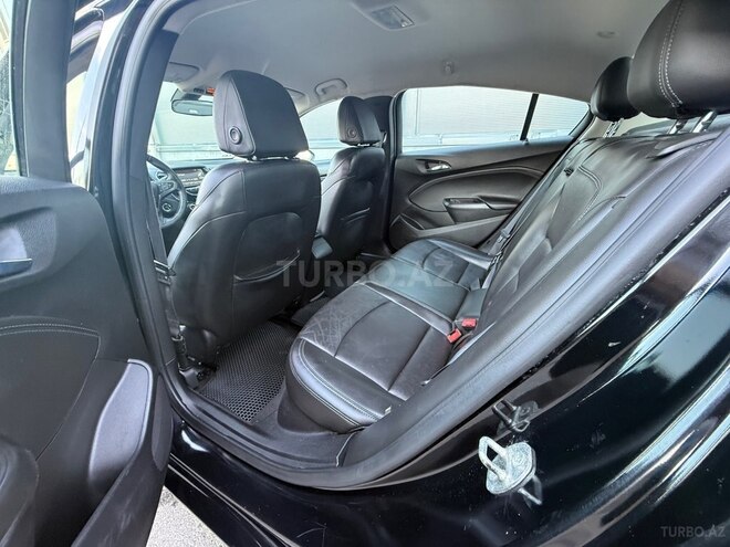 Chevrolet Cruze-14