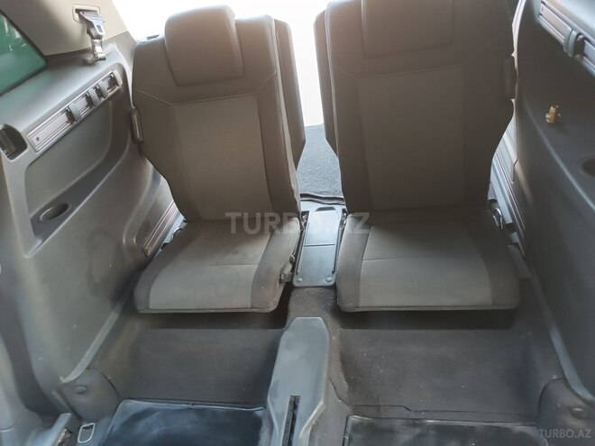 Opel Zafira-17