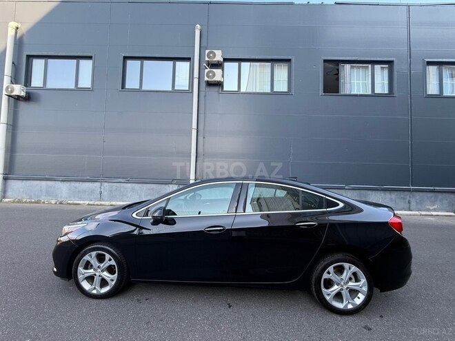 Chevrolet Cruze-19