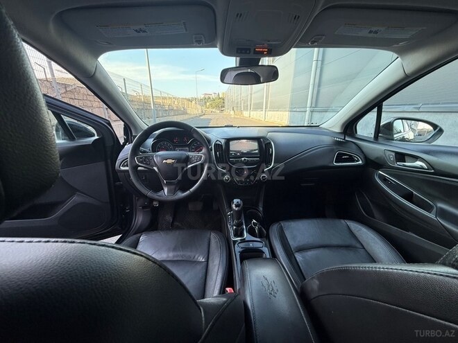 Chevrolet Cruze-16