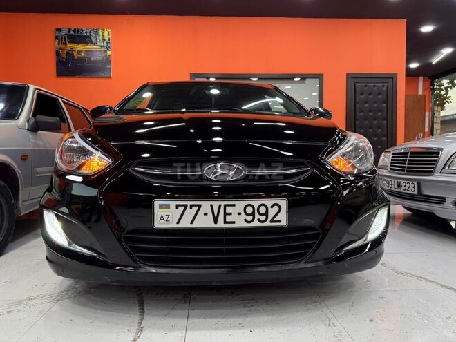 Hyundai Accent-1