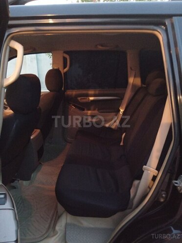 Toyota Land Cruiser Prado-7