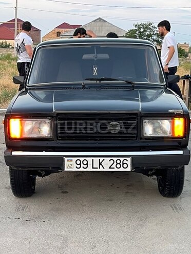 LADA (VAZ) 2107-1