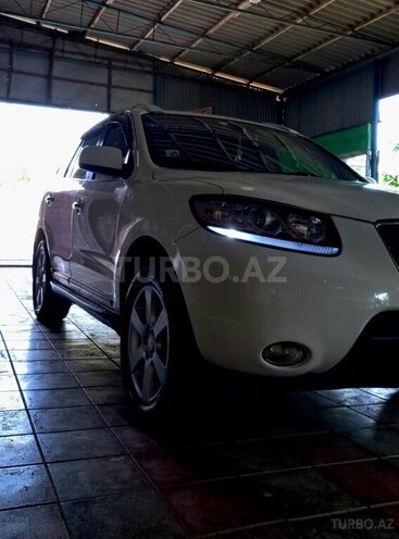 Hyundai Santa Fe-4