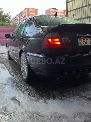 BMW 318-4