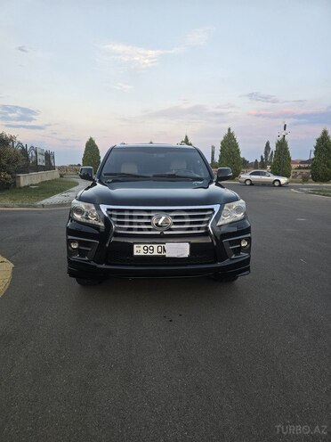 Lexus LX 570-1