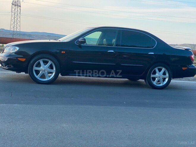 Nissan Maxima-7