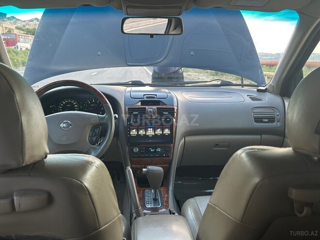 Nissan Maxima-11