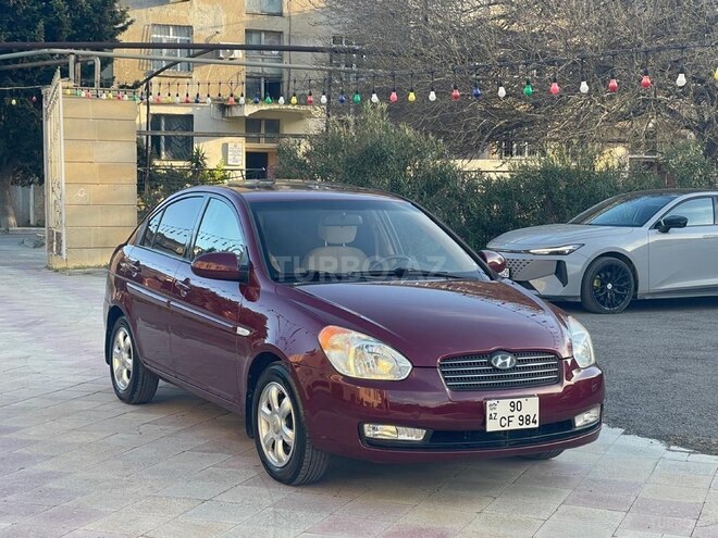 Hyundai Accent-3