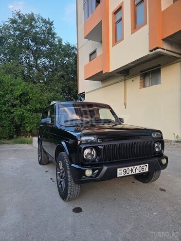 LADA (VAZ) Niva-9