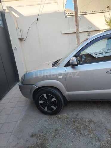 Hyundai Tucson-13
