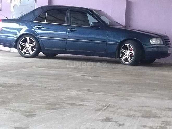 Mercedes C 200-1