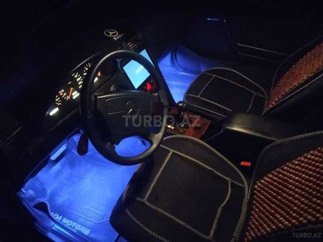 Mercedes C 200-8