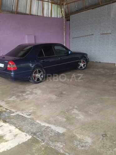 Mercedes C 200-3