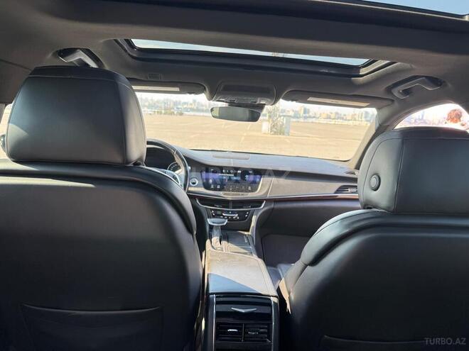 Cadillac CT6-8