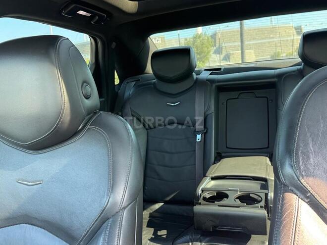 Cadillac CT6-2