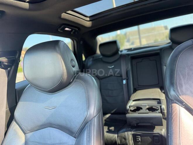 Cadillac CT6-4