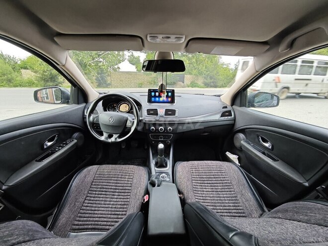 Renault Megane-9