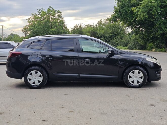 Renault Megane-8