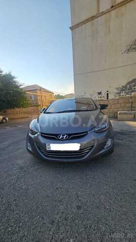 Hyundai Elantra-1