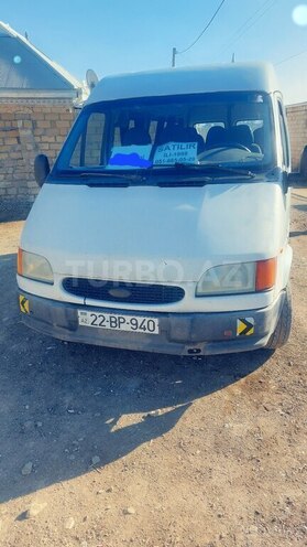 Ford Transit-1