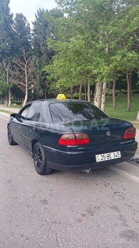 Opel Omega-2