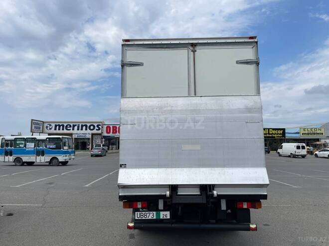 Ford Transit-6