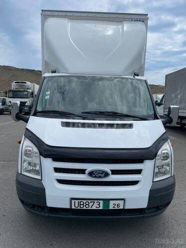 Ford Transit-1